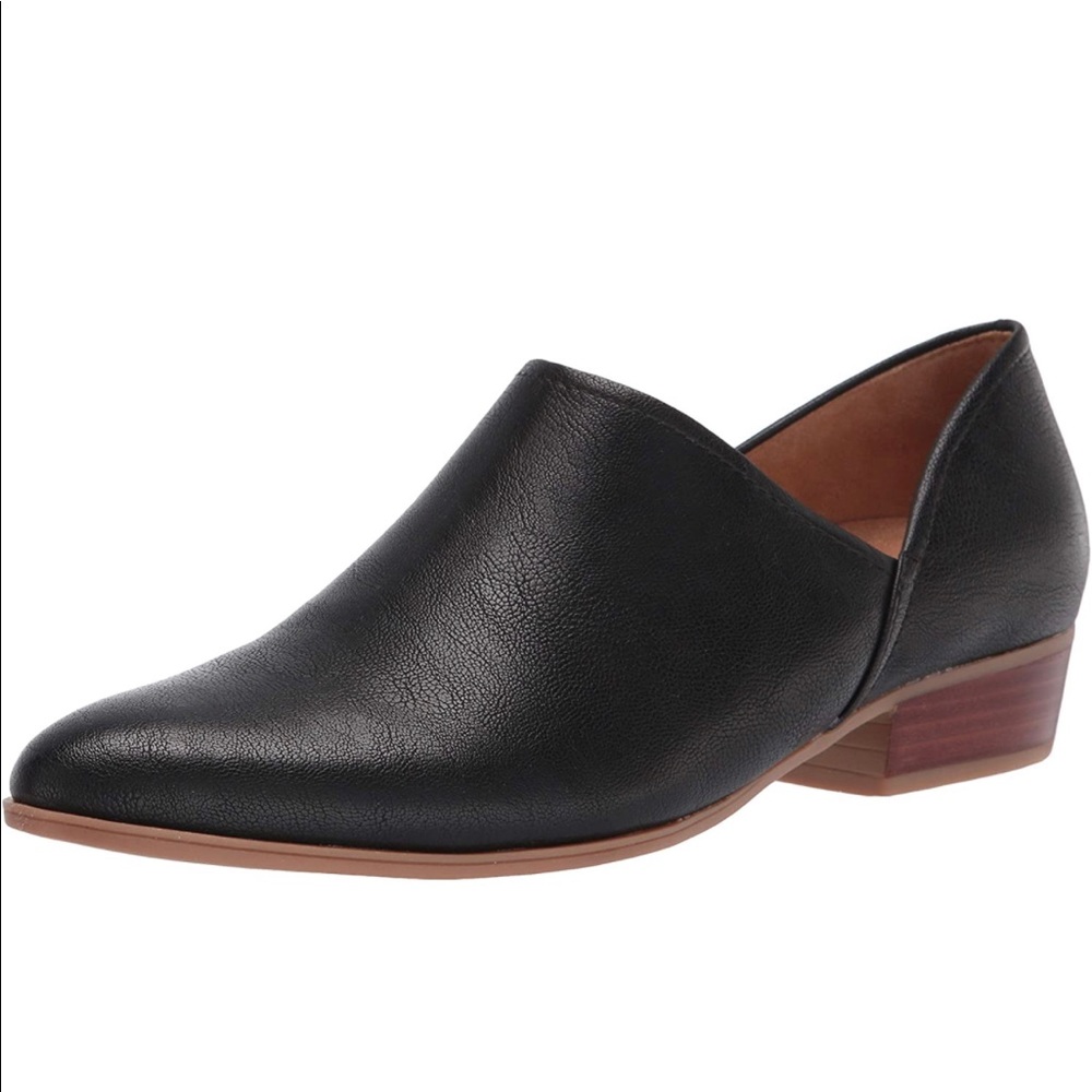 7W Naturalizer Carlyn Ankle Bootie Pointed Shootie